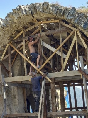 Consolidation de l'église Sainte-Hripsimé de Srachen en Arménie