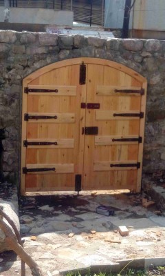 Nouveau portail, quartier ancien de Kessab 